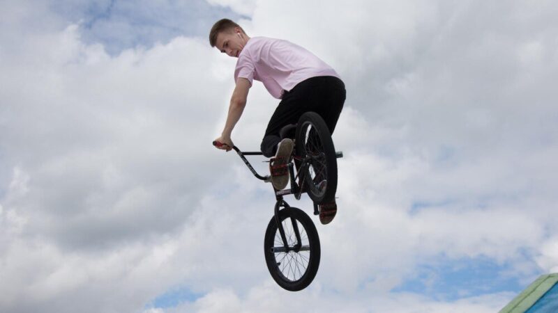 Rower BMX dla dzieci: jak wybrać odpowiedni model?